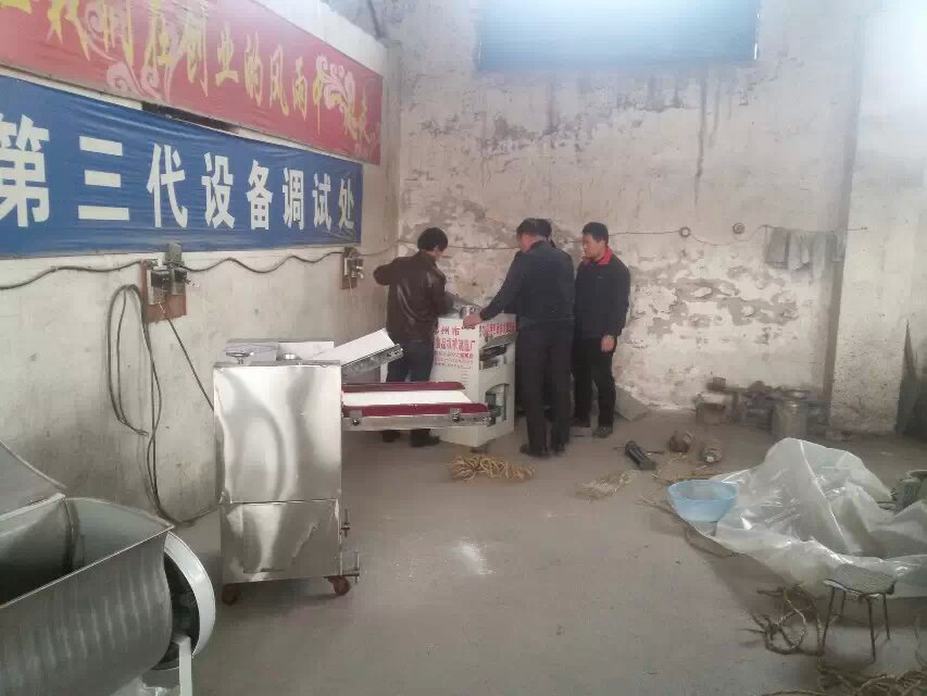 一品鮮工程師細心指導(dǎo)江蘇昆山客戶高先生調(diào)試設(shè)備