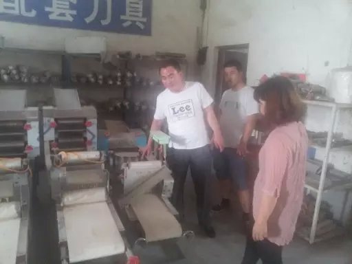 趙先生針對飯店燴面機提出了自己的疑問