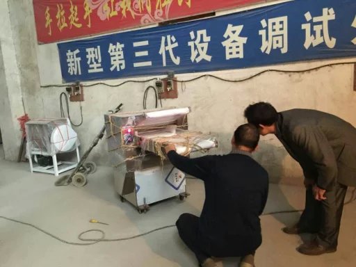 工程師告訴客戶揉壓機(jī)的維護(hù)和保養(yǎng)