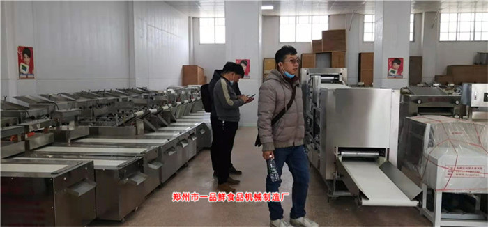 面食機(jī)械生產(chǎn)線設(shè)備